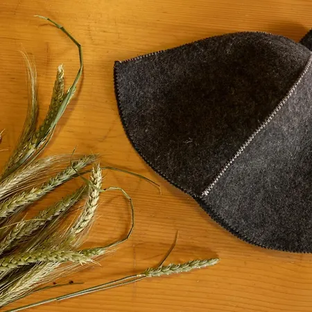 медовий двір Rozhanka Nizhnyaya