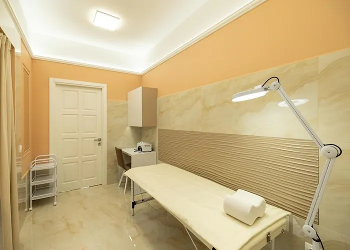 медовий двір Hotel Rozhanka Nizhnyaya