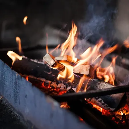 медовий двір Rozhanka Nizhnyaya